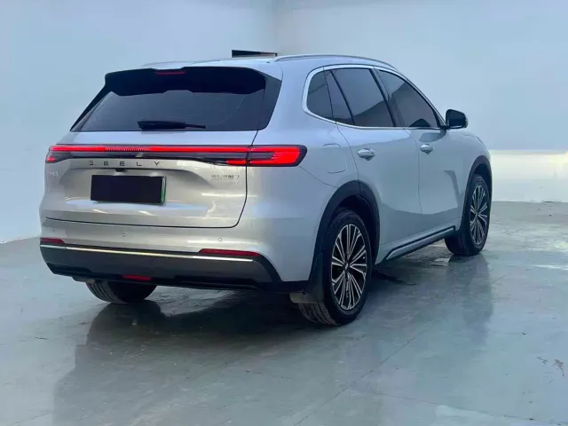 Geely Galaxy Starship 7 EM-i — Фото автомобиля 7