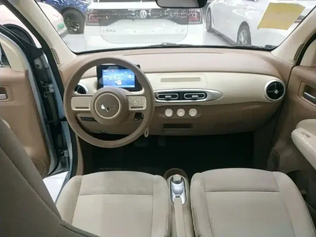 Wuling Hongguang Mini EV — Фото автомобиля 9