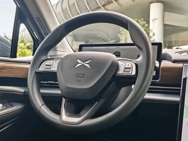 Xpeng P5 — Фото автомобиля 20
