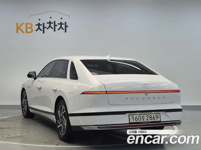 Hyundai Grandeur GN7 — Фото автомобиля 2