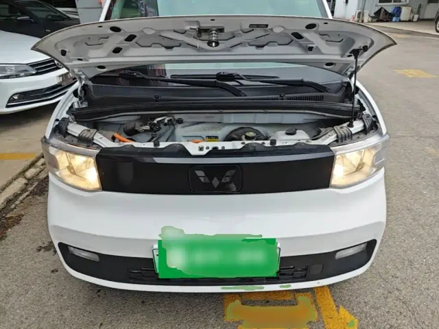 Wuling Hongguang Mini EV — Фото автомобиля 19