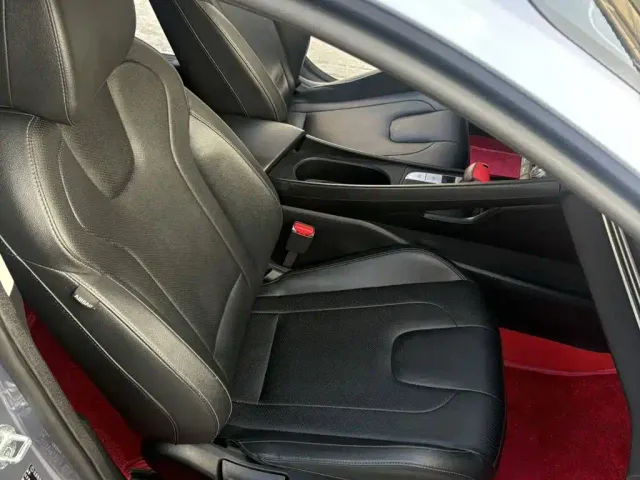 Hyundai Elantra — Фото автомобиля 7