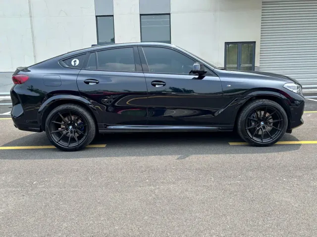 BMW X6 — Фото автомобиля 7