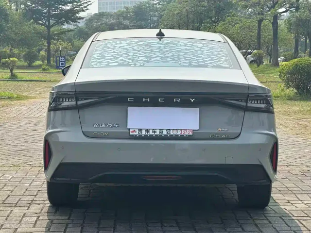 Chery Fulwin A8 — Фото автомобиля 8