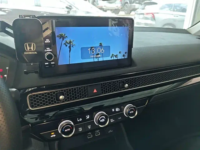Honda Civic — Фото автомобиля 12