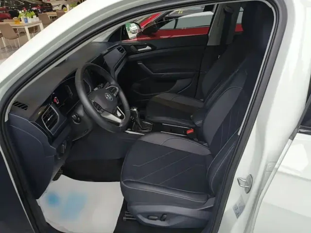 Volkswagen Tharu — Фото автомобиля 14