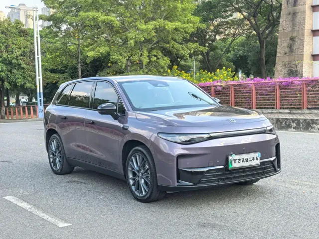 Leapmotor C10 — Фото автомобиля 3