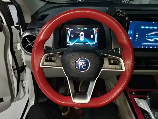 BYD Yuan Pro — Фото автомобиля 10