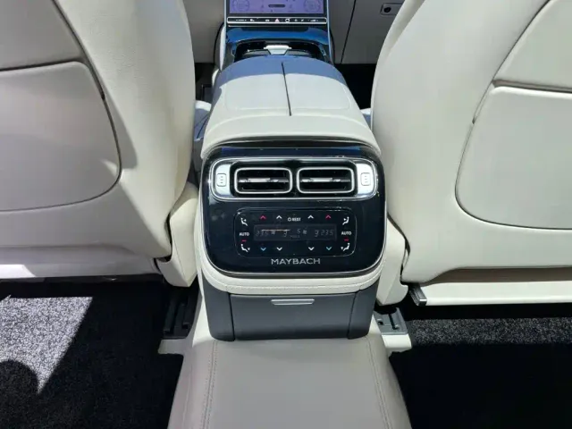 Mercedes-Benz Maybach S-Class — Фото автомобиля 16