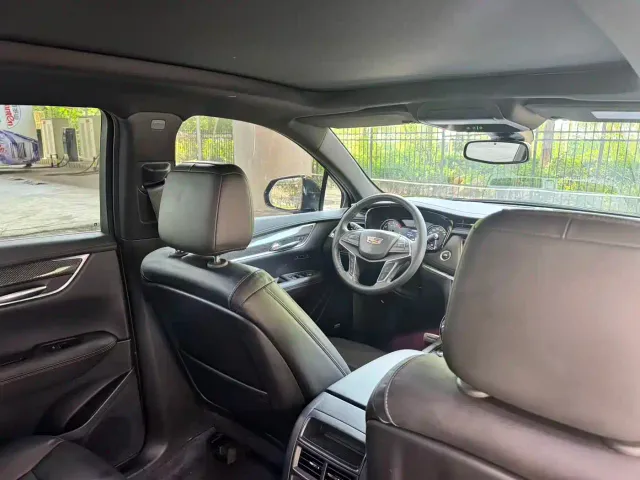 Cadillac XT5 — Фото автомобиля 11