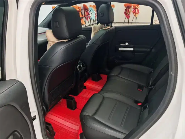 Mercedes-Benz GLA-Class — Фото автомобиля 16