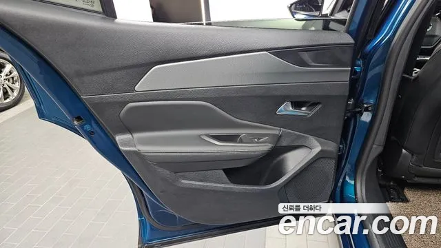 Peugeot 408 — Фото автомобиля 14
