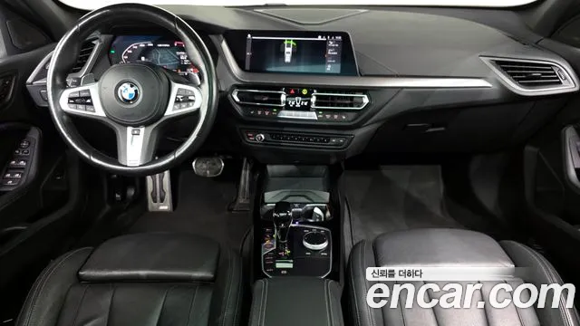 BMW 1-Series 1 серия (F40) M135i xDrive Prism — Фото автомобиля 6