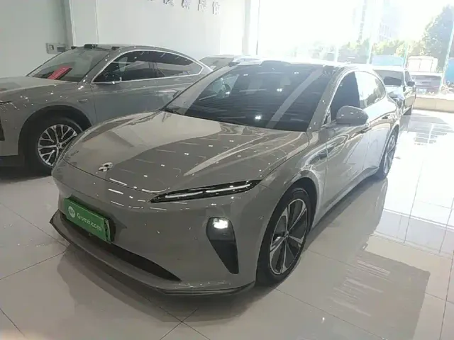Фотография автомобиля — Nio ET5 Touring