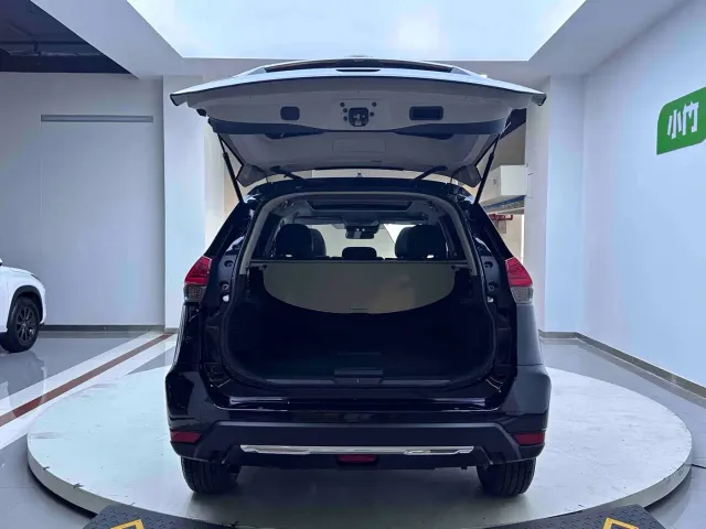 Nissan X-Trail — Фото автомобиля 21