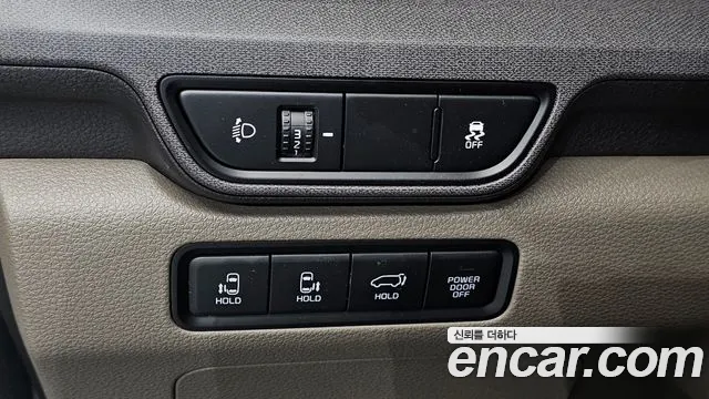 Kia Carnival — Фото автомобиля 28