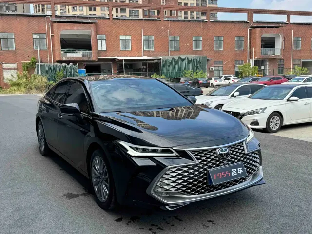 Toyota Avalon — Фото автомобиля 3