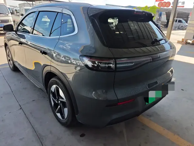 Geely Galaxy E5 — Фото автомобиля 6