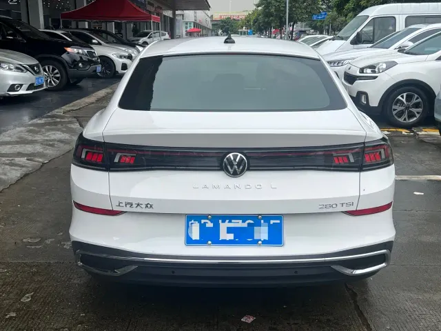 Volkswagen Lamando — Фото автомобиля 5