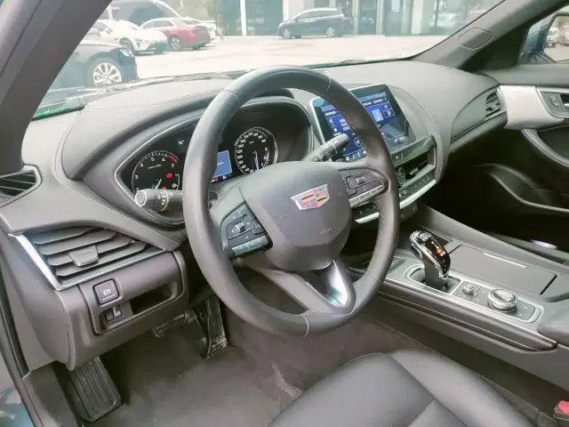 Cadillac CT5 — Фото автомобиля 13