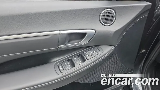Hyundai Sonata Sonata (DN8) 2.0 LPG(Для проката) — Фото автомобиля 18