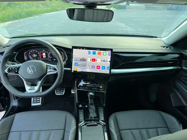 Volkswagen Passat — Фото автомобиля 13