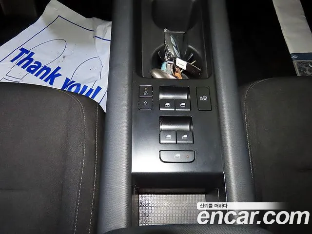 Hyundai Ioniq 6 — Фото автомобиля 12