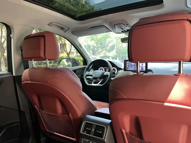 Audi Q5L — Фото автомобиля 13
