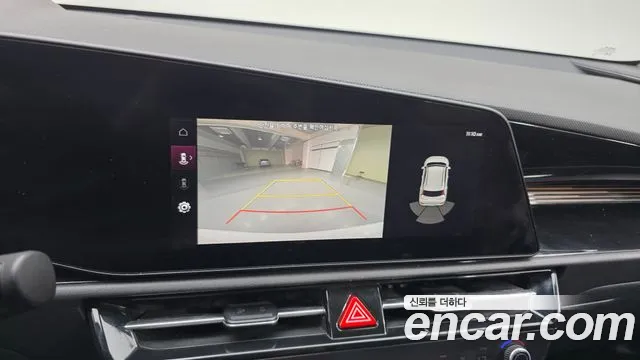 Kia Niro Niro (New) — Фото автомобиля 15
