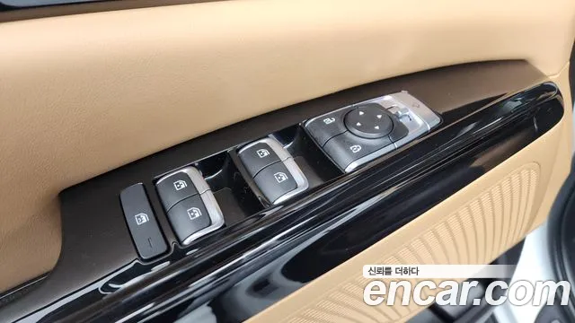 Kia Canival — Фото автомобиля 25