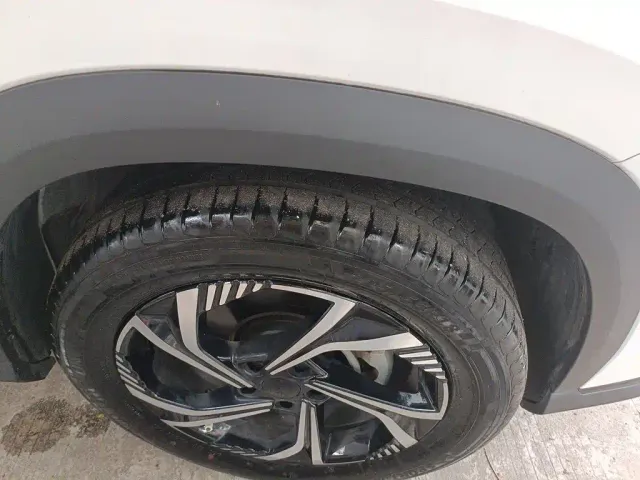 Geely Boyue — Фото автомобиля 24