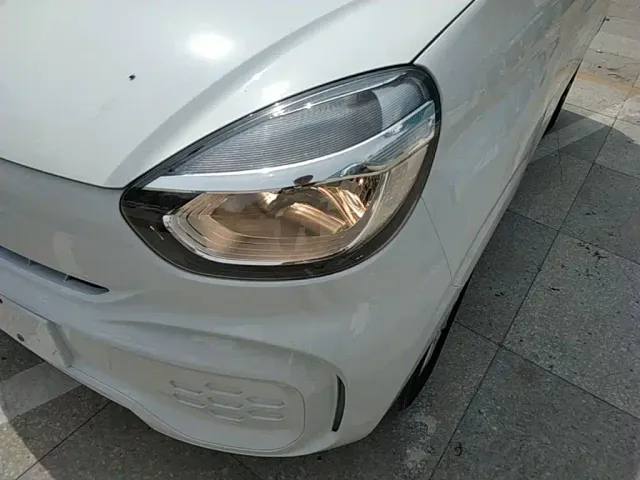 Roewe Clever — Фото автомобиля 17