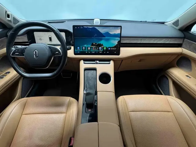 Aito M5 — Фото автомобиля 12