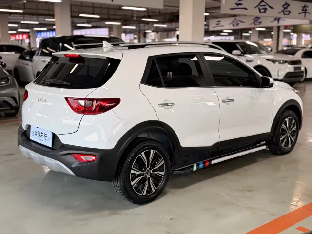 Kia KX1 — Фото автомобиля 4