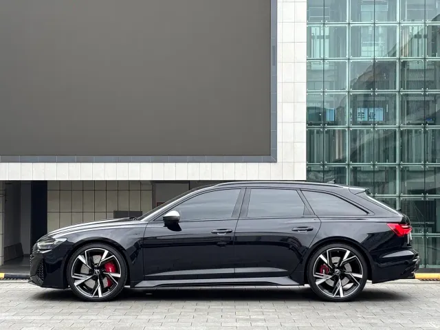 Audi RS 6 — Фото автомобиля 4