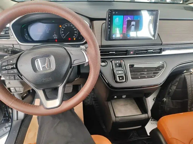 Honda Odyssey — Фото автомобиля 9