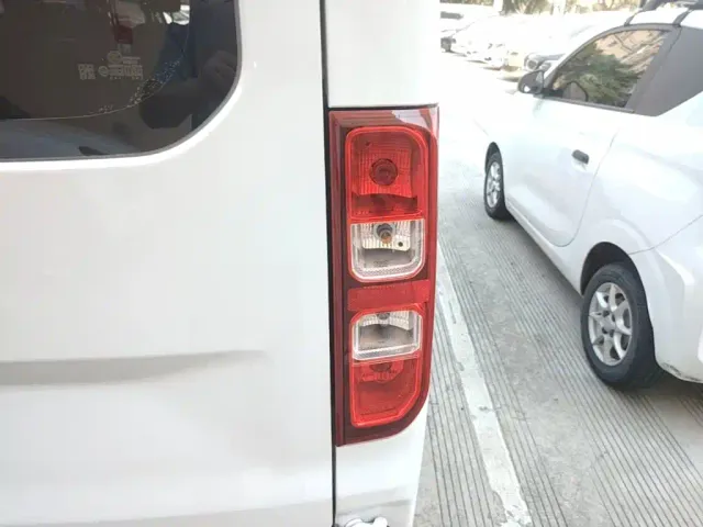 Wuling Yangguang — Фото автомобиля 7