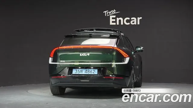 Kia EV6 Standard — Фото автомобиля 4