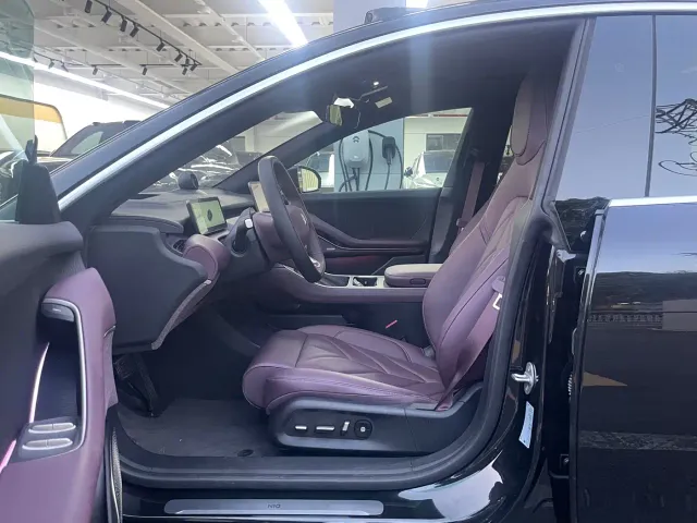 Nio ET5 Touring — Фото автомобиля 16