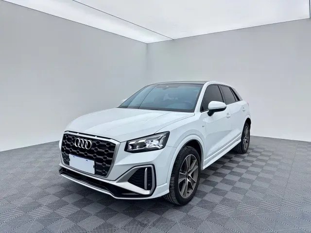 Фотография автомобиля — Audi Q2L