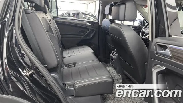 Volkswagen Tiguan — Фото автомобиля 17