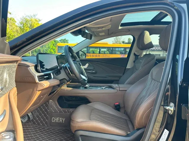Chery Arrizo 8 — Фото автомобиля 9