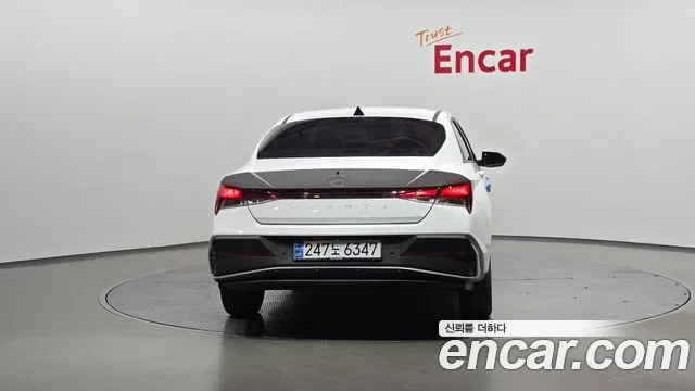 Hyundai AVANTE Новый Avante (CN7) — Фото автомобиля 4