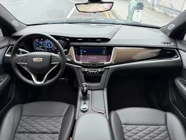 Cadillac XT6 — Фото автомобиля 5