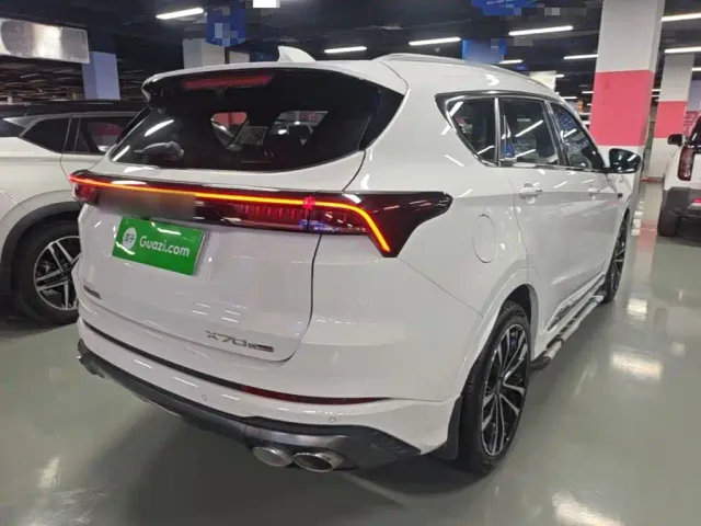 Jetour X70 Plus — Фото автомобиля 6
