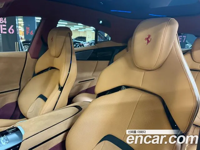 Ferrari Purosangue — Фото автомобиля 14