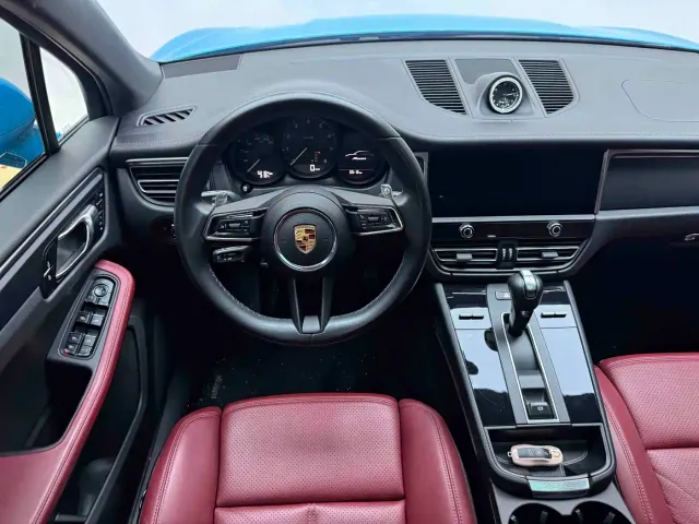 Porsche Macan — Фото автомобиля 6