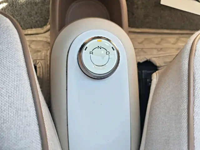 Wuling Hongguang Mini EV — Фото автомобиля 13
