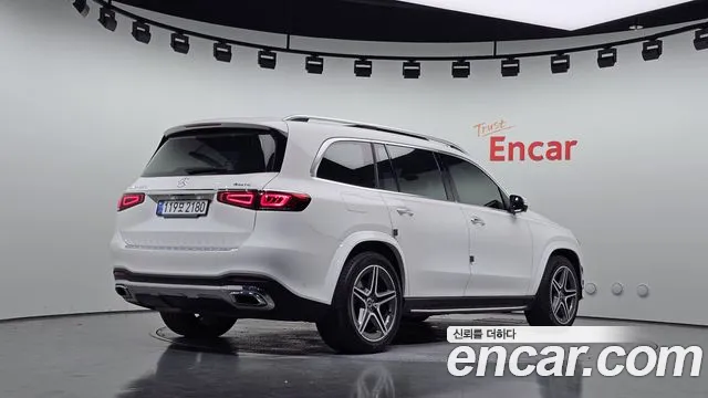 Mercedes-Benz GLS-Class — Фото автомобиля 2