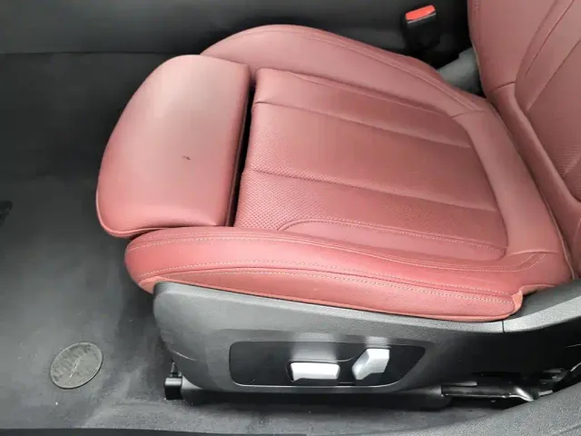 BMW i4 — Фото автомобиля 20